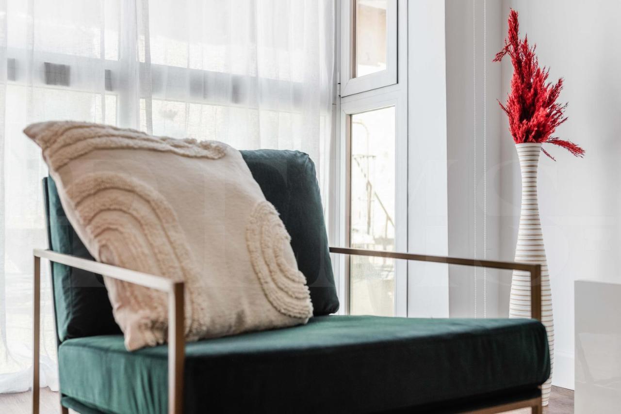 Designed Minimalist Apartment - Malaga Center By Rems Екстер'єр фото
