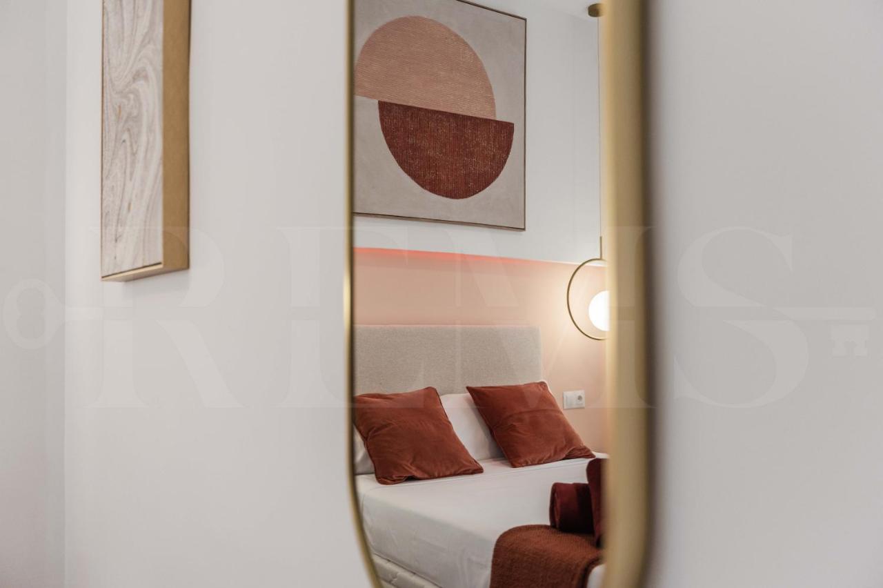 Designed Minimalist Apartment - Malaga Center By Rems Екстер'єр фото