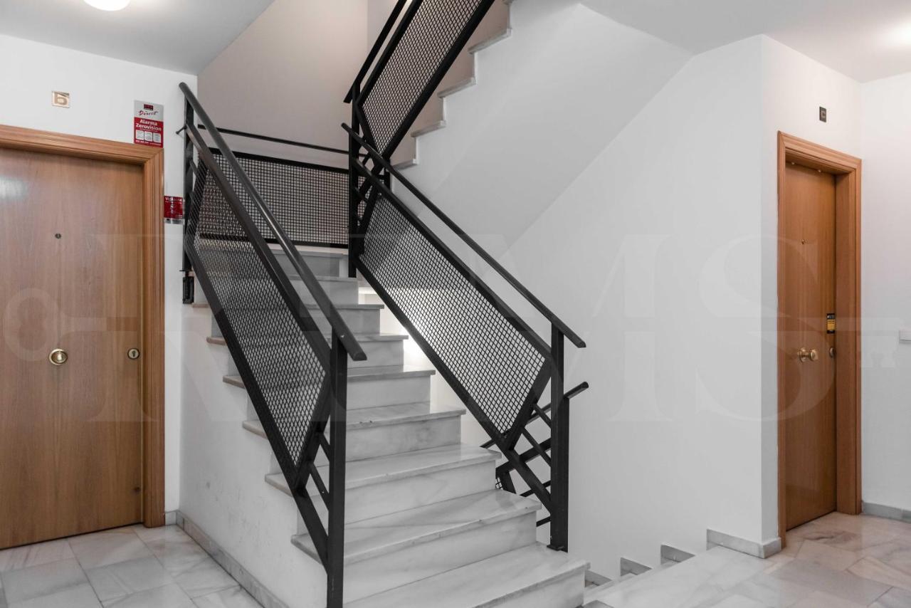 Designed Minimalist Apartment - Malaga Center By Rems Екстер'єр фото